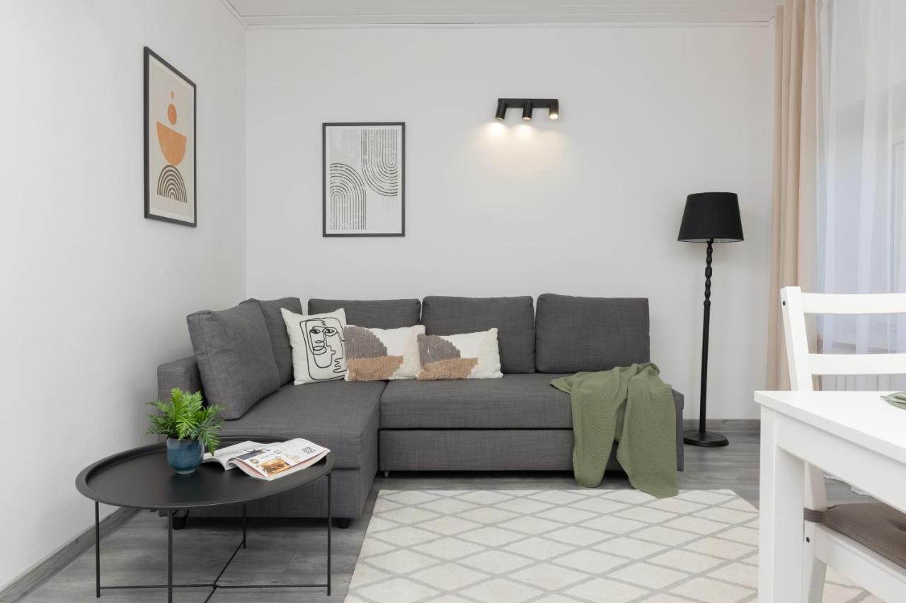 Metro Plac Wilsona Apartments Mickiewicza By Noclegi Renters Varsovia Exterior foto